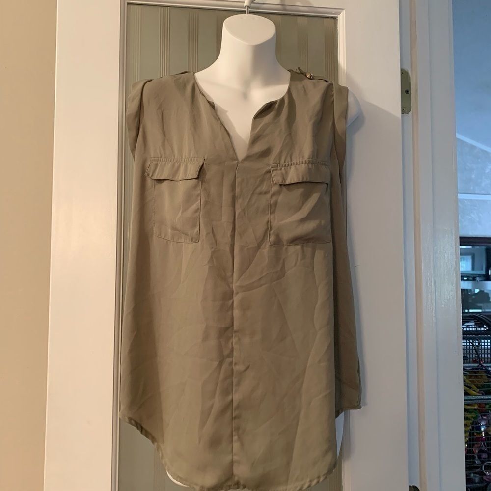 Mossimo Sage Blouse  - Picture 7 of 7